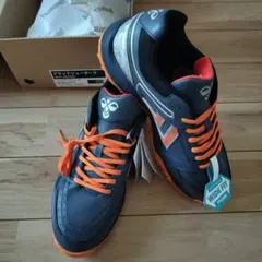 Item thumbnail for item ec880457-8484-4304-9eec-2c028077dc13