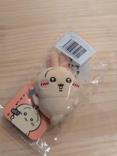 ちいかわ　うさぎだらけくじ　E賞　ぬいぐるみバッジ(トンカチ)