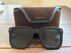 トムフォード TF892-K01A サングラスのサムネイル