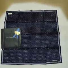 BURBERRY ハンカチ ドット柄 ネイビーのサムネイル
