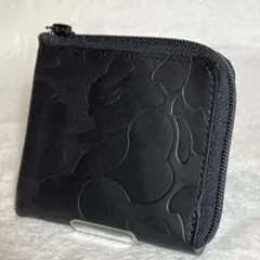 【極美品】アベイシングエイプ SOLID CAMO LEATHER WALLETのサムネイル