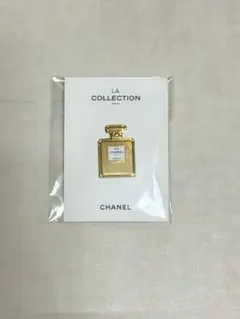 CHANELシャネル　ノベルティ　N°5 香水ボトル型ピンバッジ