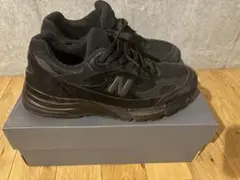 New Balance 992 "Triple Black"のサムネイル