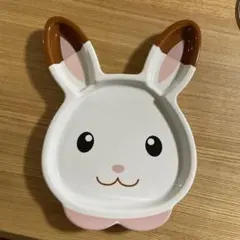 シルバニアファミリー うさぎ型プレート•お皿のサムネイル
