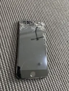 iPhone 7 Jet Black 128 GB au（部品が欲しい方❗️）