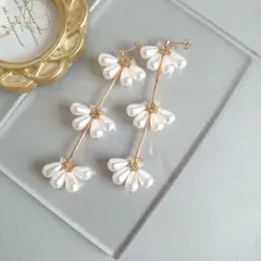 Item thumbnail for item 9d1f3874-56cb-49a0-aa35-01cb531ad096