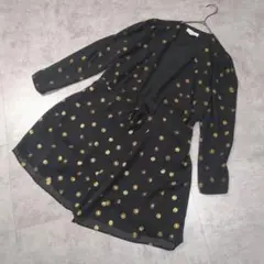 & other Stories 総柄ブラウス ブラック×ゴールド