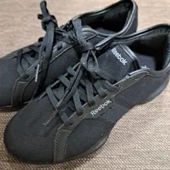 Reebok リーボック イージートーン2.0 22.5ブラック キャンバス