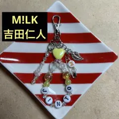 Item thumbnail for item cbc08bfa-37ce-4fd2-97ff-d2751f3b2d91