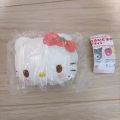サンリオ　リバーシブルぬいぐるみ　いちごデザイン　ハローキティ