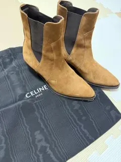 CELINE スエード チェルシーブーツ　35サイズのサムネイル