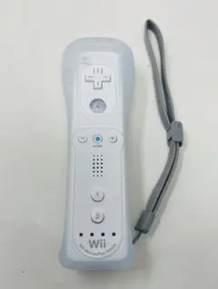 【ほぼ新品】Wii リモコンプラス シロ 白 ジャケット・ストラップ 付き