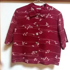 着物リメイク 半袖シャツ 赤い葉模様