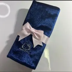 ハローキティ　アクセサリー　ベロア　ポーチ