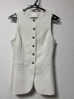 H&M アイボリーストライプベスト EUR36