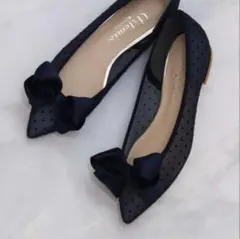 《美品》ダイアナ⚪︎⚫︎ドット柄リボン付きフラットシューズ　23.5㎝　ネイビー