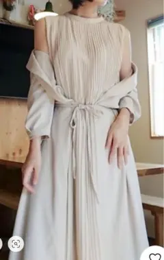 AMERI フロントプリーツ ロングドレス ワンピースのサムネイル