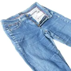 Item thumbnail for item 8d2180a3-3016-4ea4-9706-c561a430f5a0