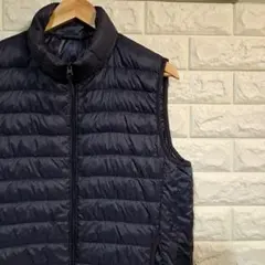 [UNIQLO] ウルトラライトダウンベスト [色:ネイビー] L-92304