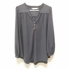 31 Sons de mode 異素材ミックス Vネックブラウス 黒のサムネイル
