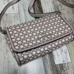 Item thumbnail for item 20667e5e-cdf7-4141-854c-13f92e177234