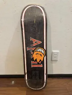 April スケートボードデッキ オレンジライオンロゴ エイプリル