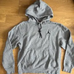 Jordan グレー パーカー ジャンプマンロゴ