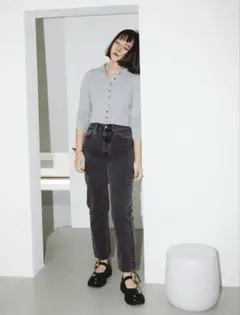 百々千晴 デニム