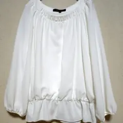 【ketty】ふんわり白ブラウス♡優しい素材感とギャザーが可愛いのサムネイル