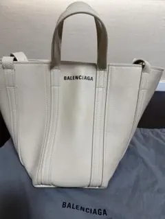 新品❣️交渉OK❣️12月末購入❣️BALENCIAGA かごバッグ ホワイト 