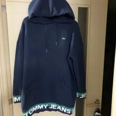 TOMMY JEANS ネイビー フード付きスウェット