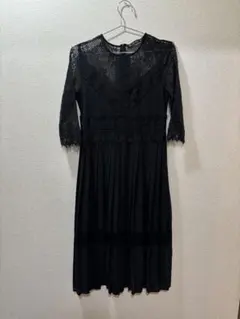 ZARA BASIC ブラック レースドレス プリーツ　オケージョン　結婚式