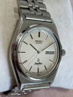 【1981年製】SEIKO シルバーウェーブ 諏訪精工舎　ネイビー文字盤 1981年製】SEIKO シルバーウェーブ 諏訪精工舎 ネイビー文字盤 - メルカリ