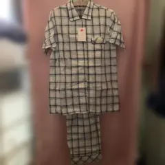 青と白のチェック柄半袖パジャマセット