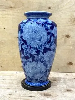 Item thumbnail for item 4c42cc75-132e-4dc9-8351-62421e5dd807