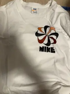 希少XL NIKE ナイキ ゴツナイキ tシャツ 風車ロゴ復刻 メンズ ホワイト