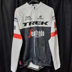 Item thumbnail for item e89c2ce2-34e2-4a90-ba0a-ef2997c66f4b