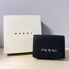 新品　MARN マルニ　カーフレザーウォレット　黒　トゥモローランド　三つ折りのサムネイル
