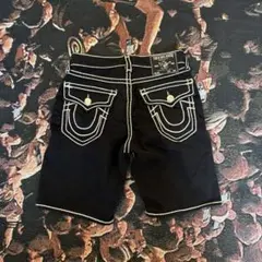 TRUE RELIGION トゥルーレリジョン　ハーフパンツのサムネイル
