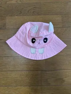 ピンクのうさぎデザインハットのサムネイル