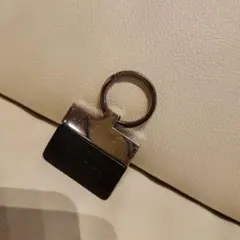 GUCCI レザーキーホルダー 黒