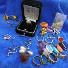 遺品整理パールリングと多様なアクセサリー28点セット