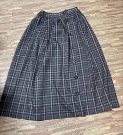 チェック柄フレアスカート グレー系　ATTENTIONのサムネイル