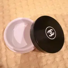 CHANEL シャネル リップバーム 空き容器のサムネイル