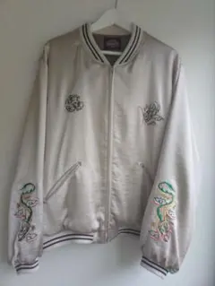 t*d様 LINKOU HOTEL ジッパー 555 ホワイト スカジャン 台北 LINKOU HOTEL ジッパー 555 ホワイト スカジャン 台北 台湾 2025年最新