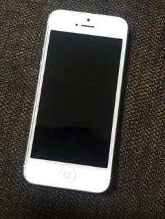【iPhone5】 シルバー　au 16GB