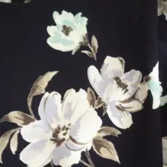 ローズティアラのワンピース38