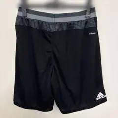 adidas ショートパンツ ブラック　X Oのサムネイル