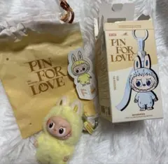 POP MART LABUBU イニシャル F キーホルダー 黄色 正規品
