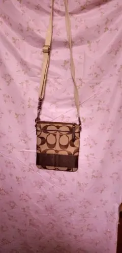 coach ショルダー　斜めがけ